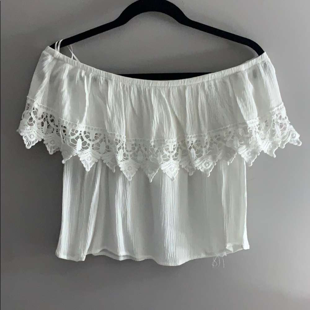 White top💜
